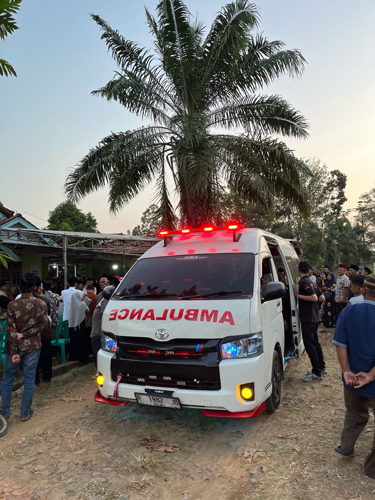 Saat Harus Mengirim Jenazah ke Luar Kota, Apa yang Perlu Dipersiapkan?